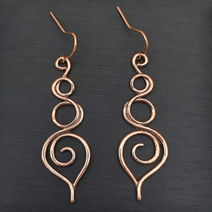 Loretta Swirl örhängen i koppar