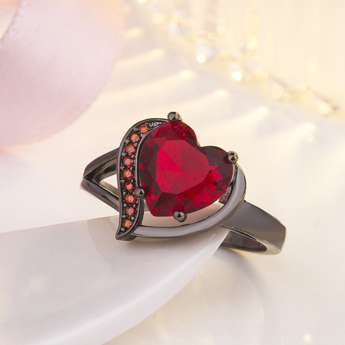 Calindra Rosethorne-ring | Svart finish