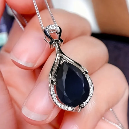 Alindra Feymorra-halsband | Vitguld
