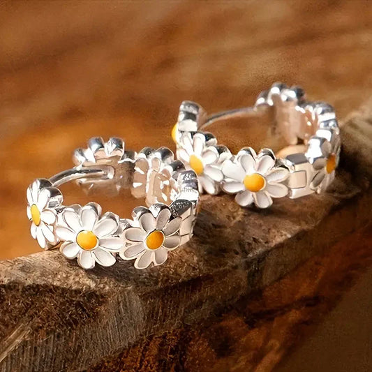 Eleganta Daisy-creoler | Vitguld